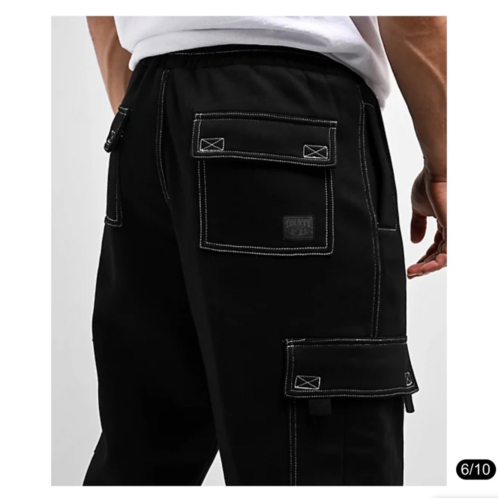 Heavyweights  black Sweatpants with Comfortable Fit